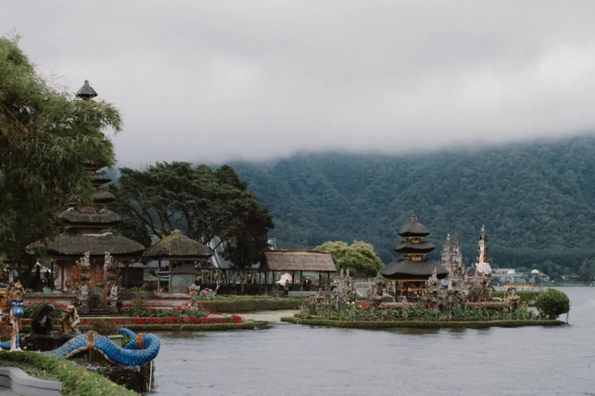 Menikmati View Pemandangan Sekitar Bedugul Asri Village yang Memikat
