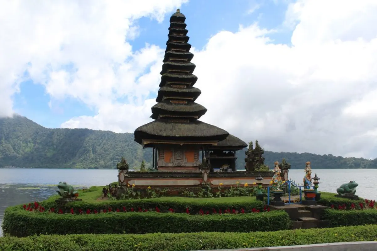 Penginapan Bedugul Akses Mudah ke Taman Botani